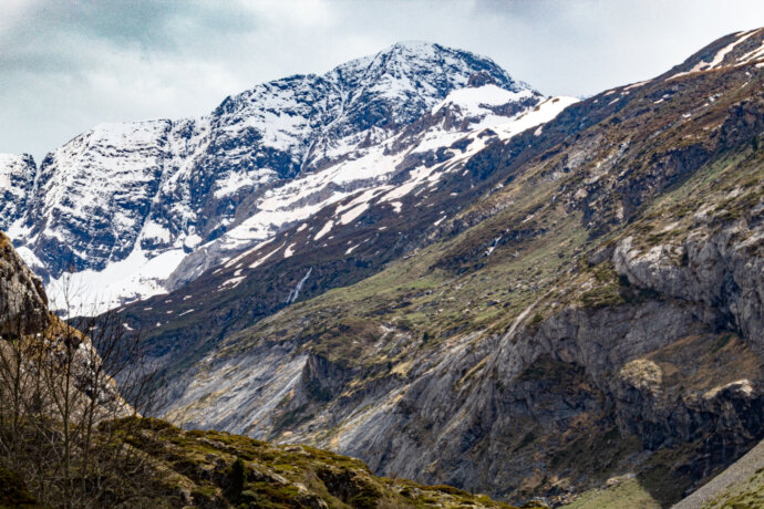 Montagnes dans les Pyrénées - CANON EOS 1300D