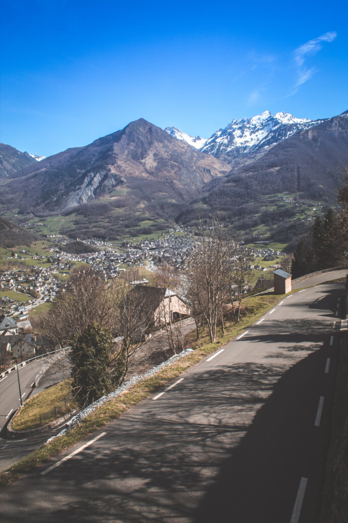 Village dans les Pyrénées - CANON EOS 1300D